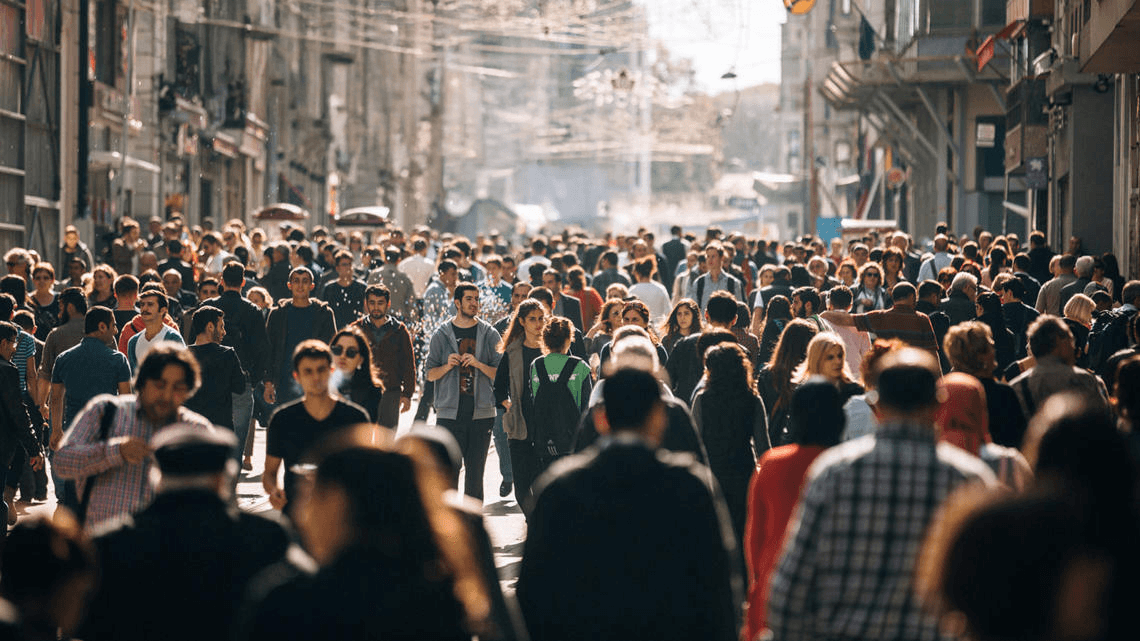Operador en centro de monitoreo y seguridad vial